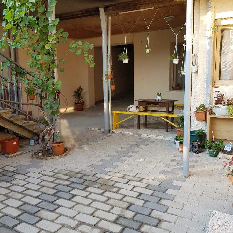 Домик У Реки Куры Tbilisi Exterior foto